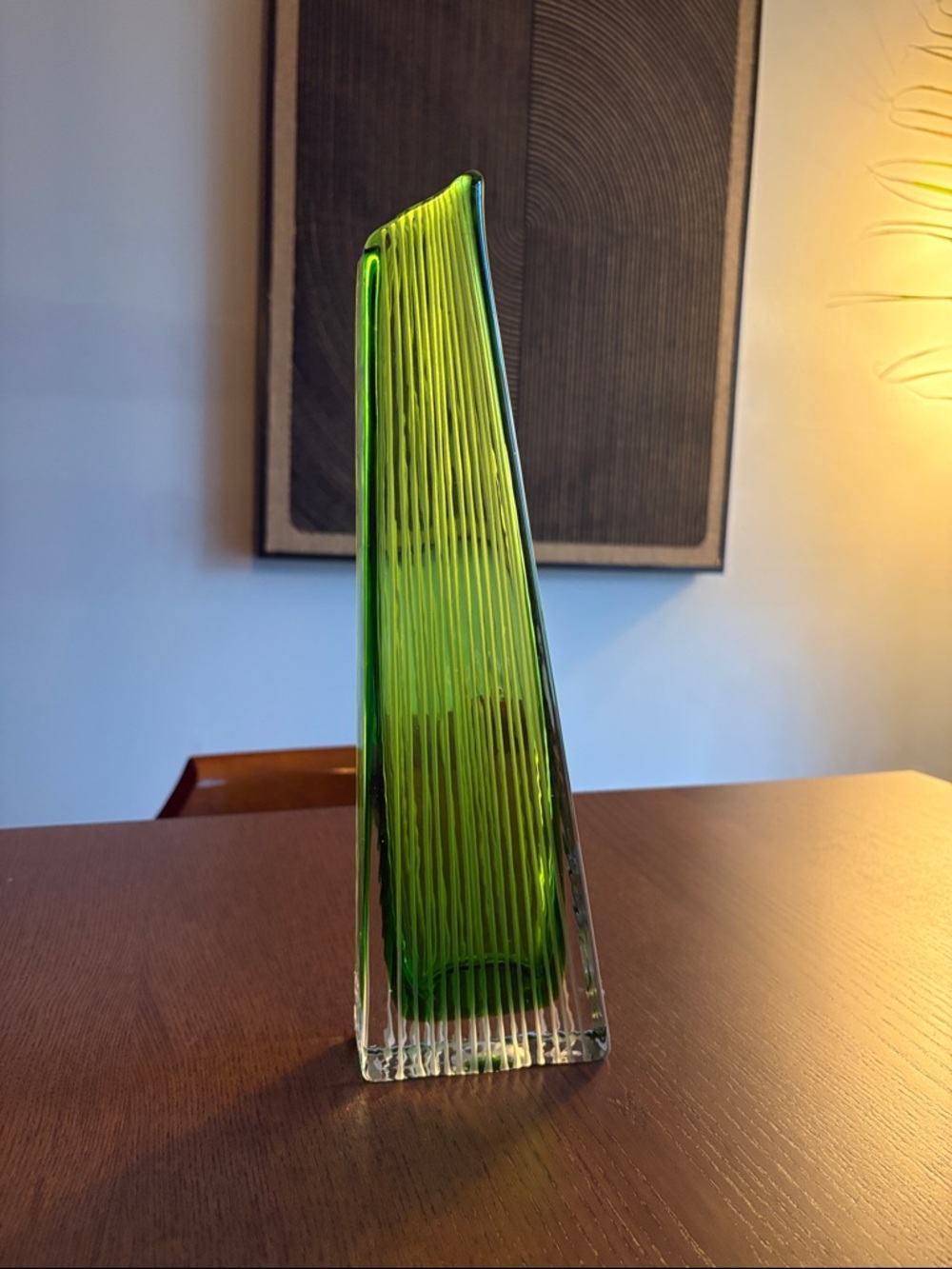 VINTAGE - Etched Hand formed Swing Glass Sculpture Vase - emerald/clear